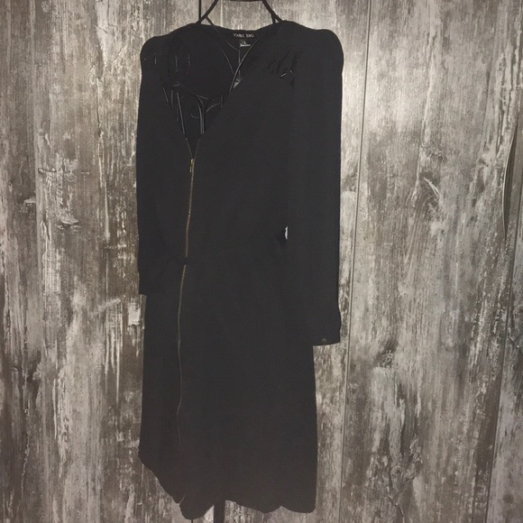 Dress - Picture 6 of 6